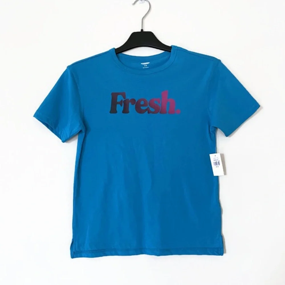 Old Navy T-shirt for boys